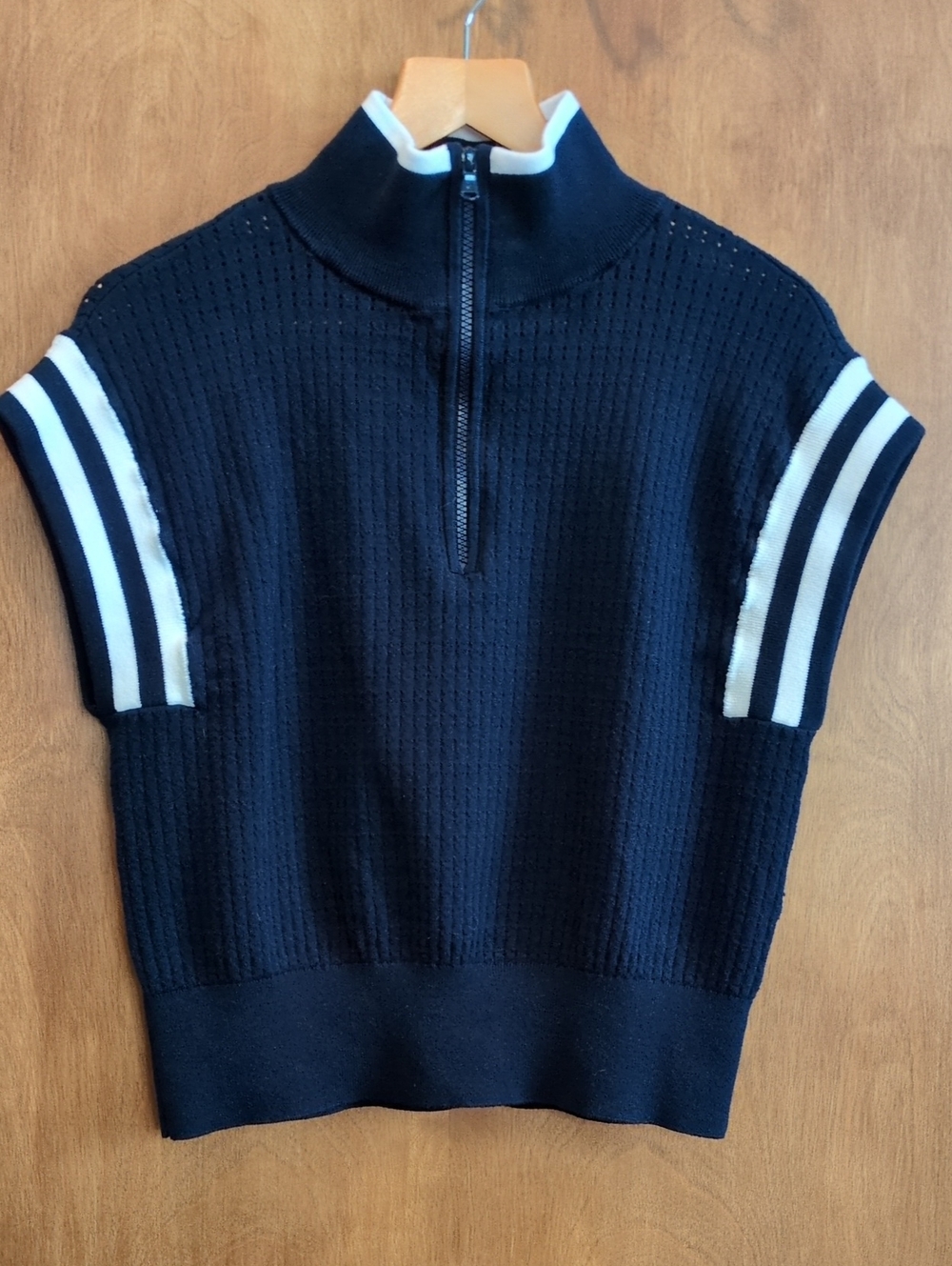Lou & Grey Navy Cap Sleeve Sweater with Zip Mock Neck Size M